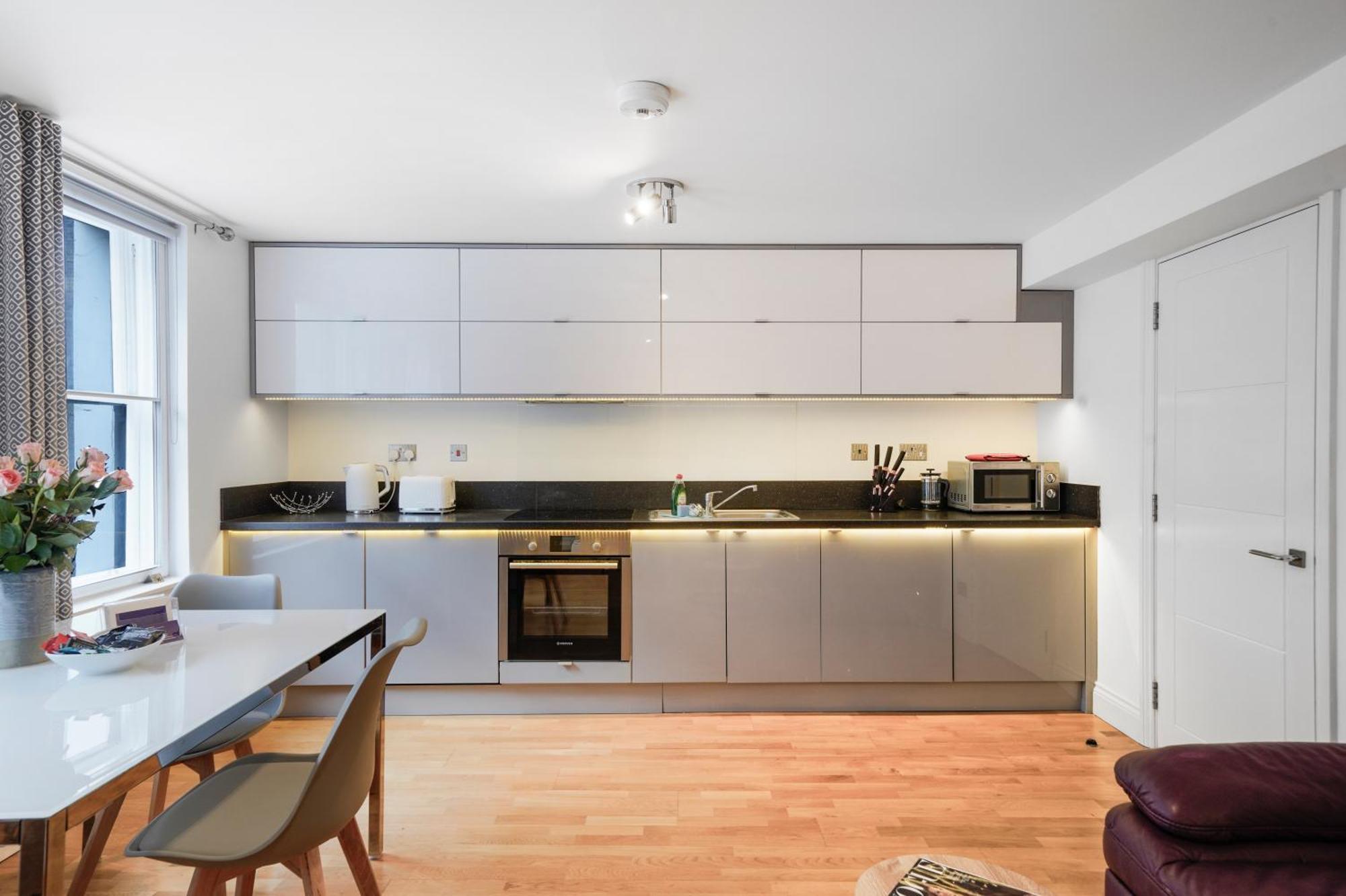 3, Soho 2nd & 3rd Floors By Indigo Flats Apartament *